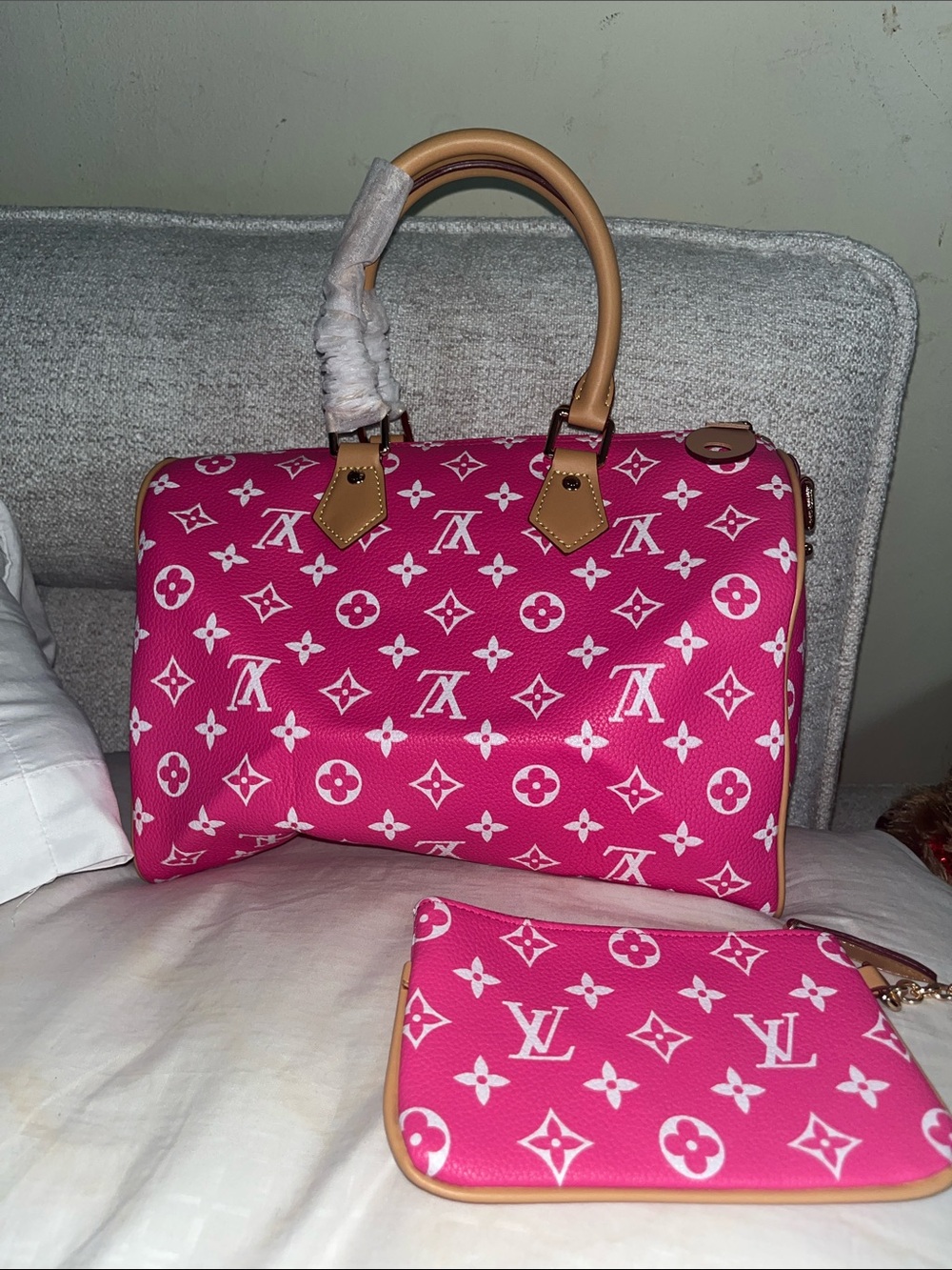 Source Unknown Hot Pink Satchel with Tan Trim - Picture 3 of 4